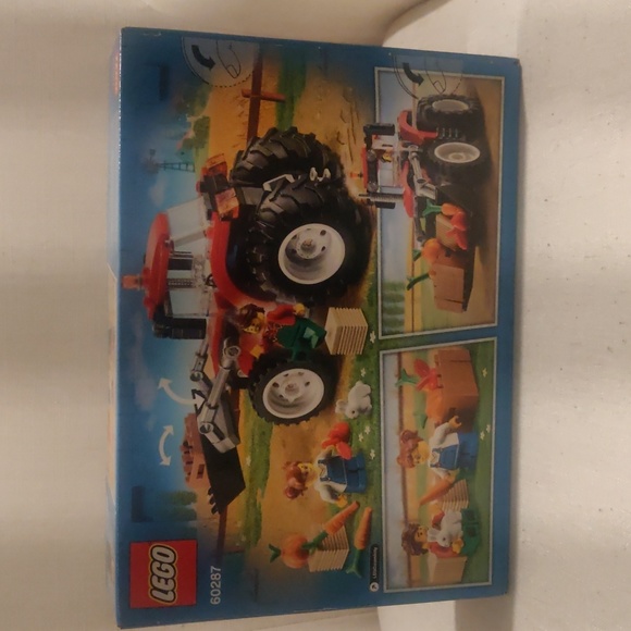 LEGO CITY TRACTOR 60287 SET 148 pcs - Picture 3 of 4